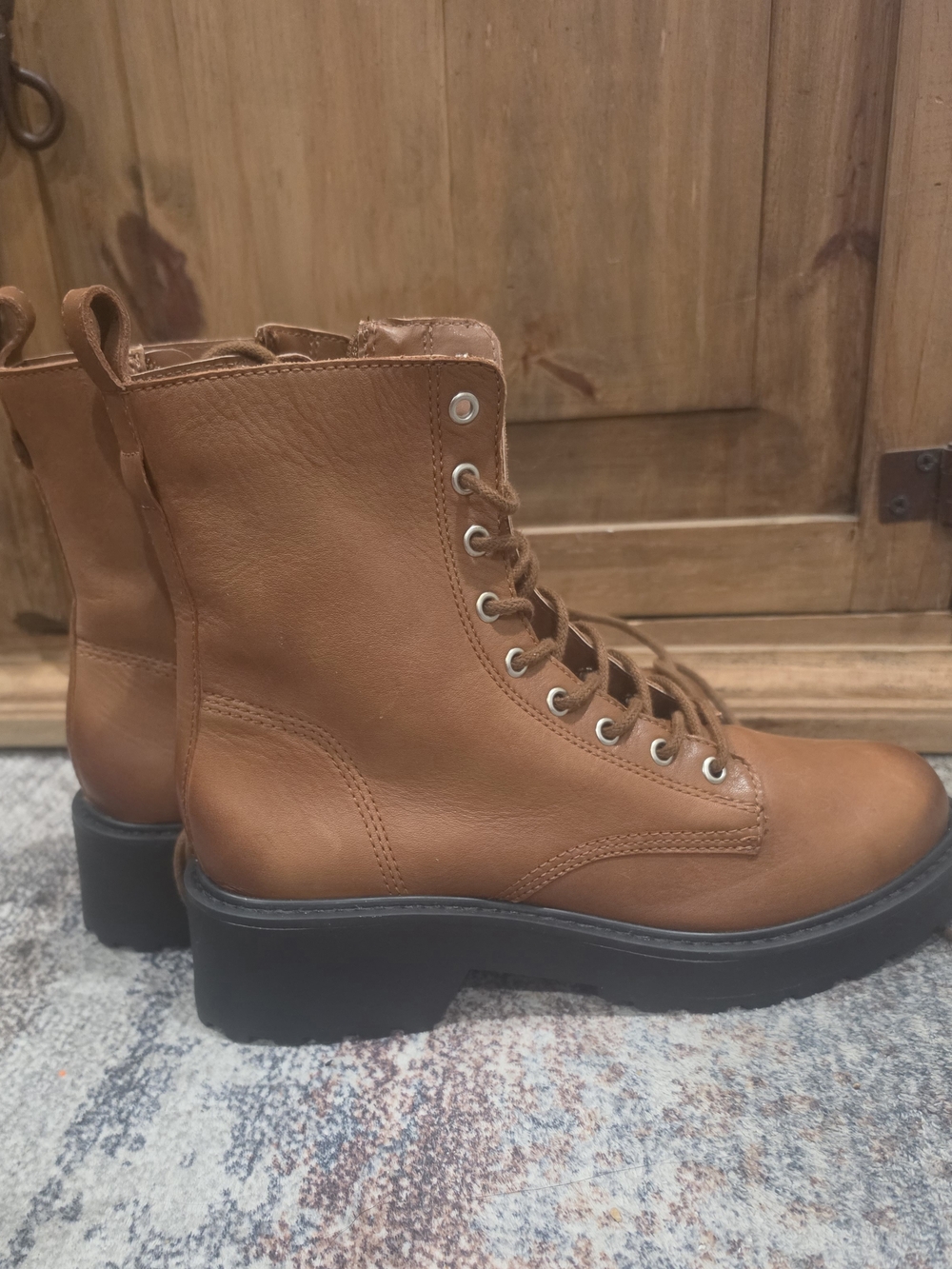 Women’s Tan Leather Lace-Up Combat Boots
